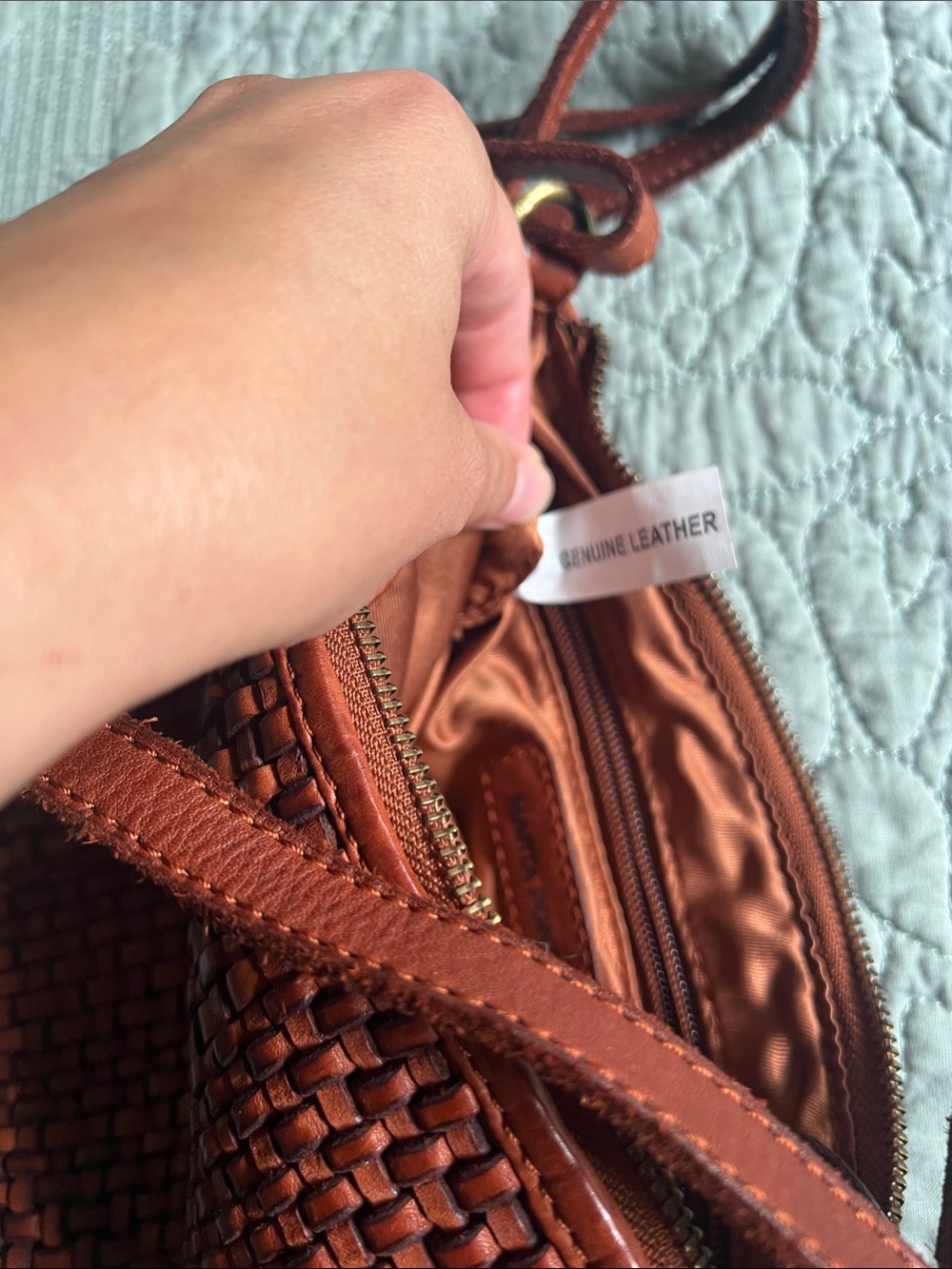 Woven Leather Crossbody Bag in cognac - Picture 5 of 5